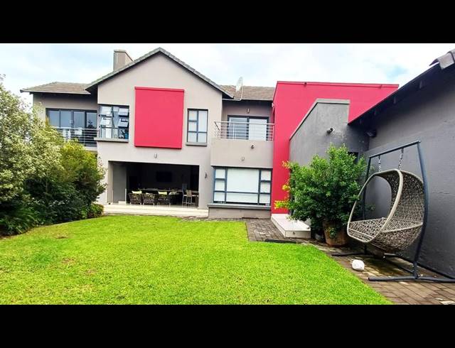 6 BEDROOM HOUSE FOR SALE IN MIDSTREAM ESTATE